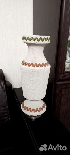 Ваза интерьерная может использоваться напольной
