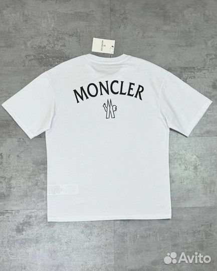 Футболка Moncler