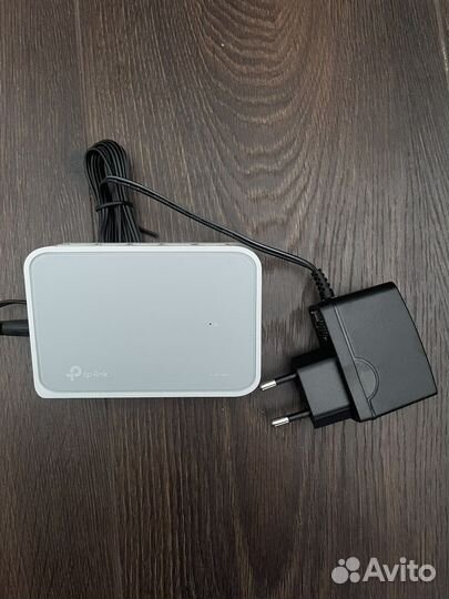 Коммутатор TP-Link TL-SF1005D