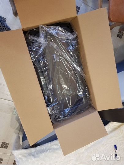 Судовой илюминатор