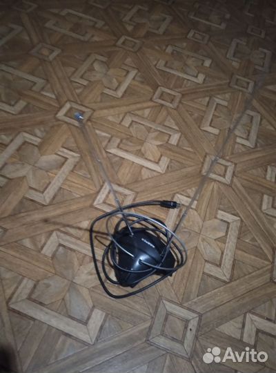 Антенна комнатная