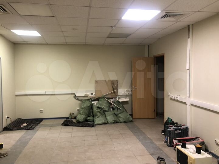 Торговая площадь, 80 м²