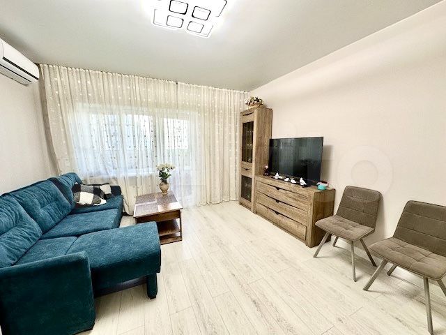 2-к. квартира, 65 м², 5/13 эт.