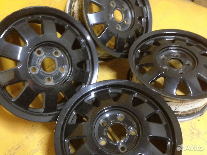 4 шт. Диски Audi R15 (5х112)