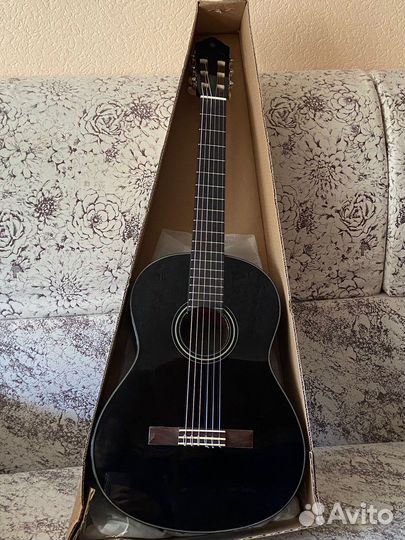 Гитара yamaha c40