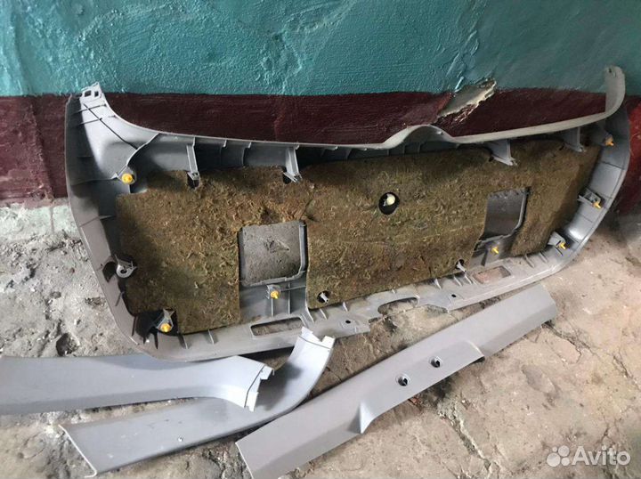 Обшивка крышки багажника nissan primera p12