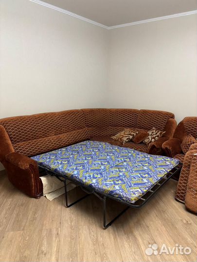 Продам угловой диван бу в хорошем состоянии