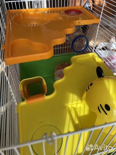 Продам клетку для хомячка