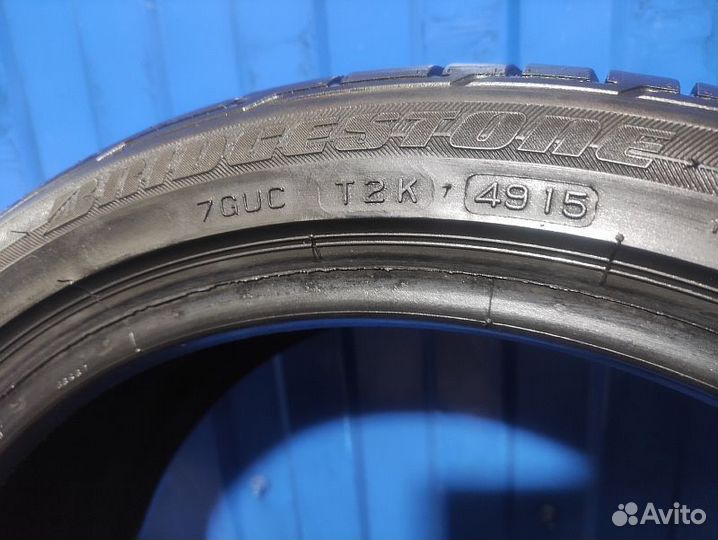 Bridgestone Potenza RE050A 215/40 R17