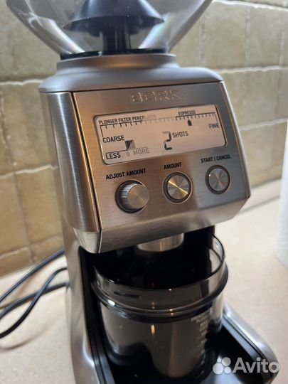 Кофемолка Bork J800