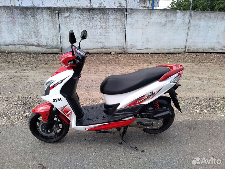 Скутер SYM Jet4 50