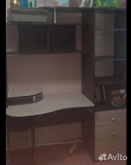 Компьютерный стол