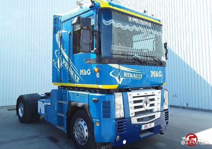 В разборке грузовик Renault,Magnum III 2001-2008