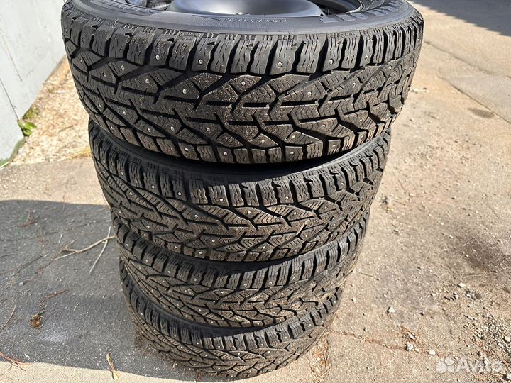 Комплект оригинальных колес для Audi 80 B4