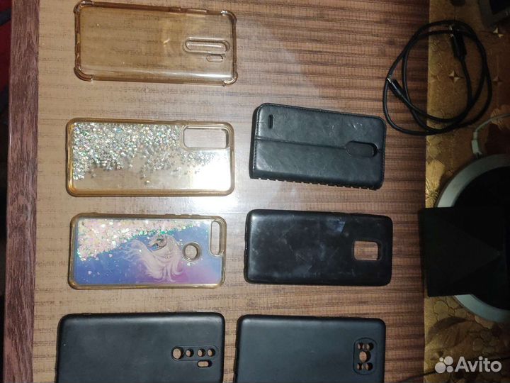 Чехлы на телефоны