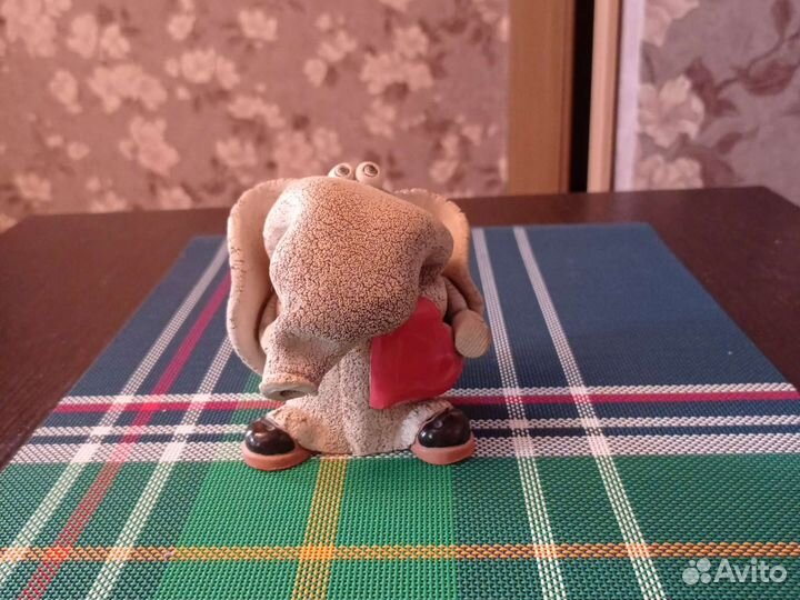 Статуэтка слон