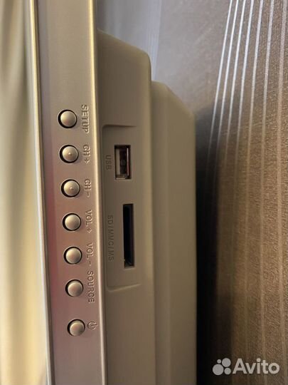 Телевизор BBK 22'' LCD /DVD combo