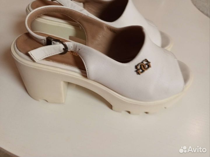 Босоножки женские новые 38р.Турция, натур.кожа