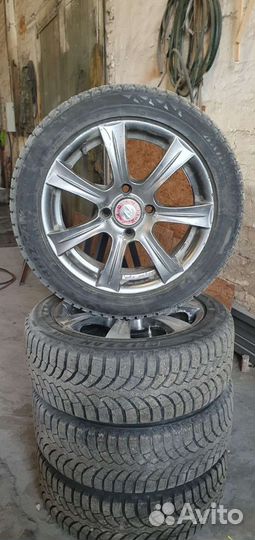 Bridgestone Blizzak Spike-01 19.5/55 R16