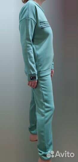 Спортивный костюм женский новый