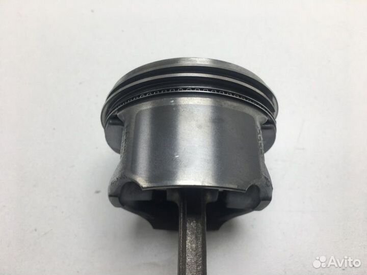 Поршень с шатуном Nissan Micra K12E CR12DE 2005