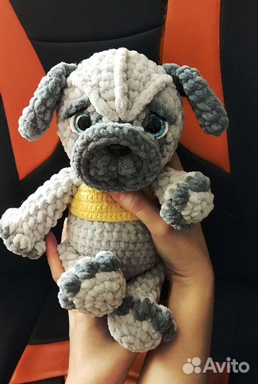 Вязаная игрушка собачка