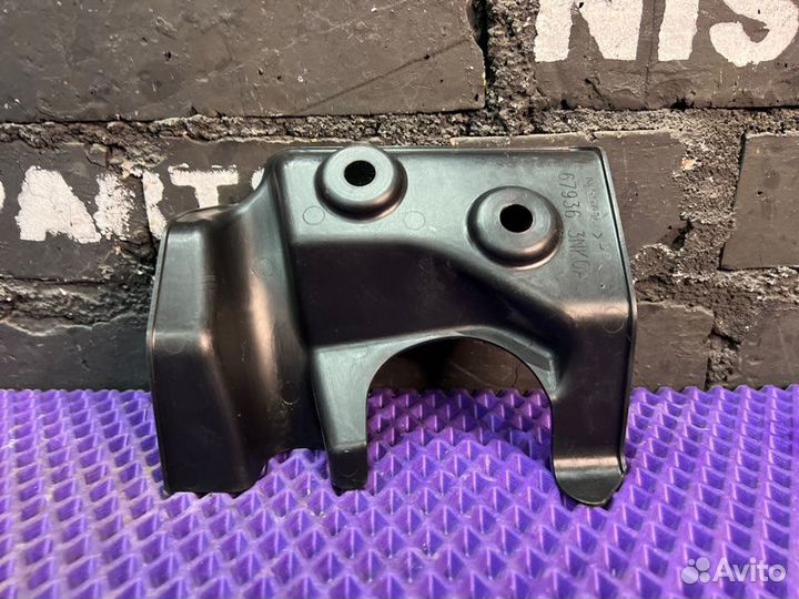 Пластик салона Nissan Leaf AZE0-061302 EM57 2014