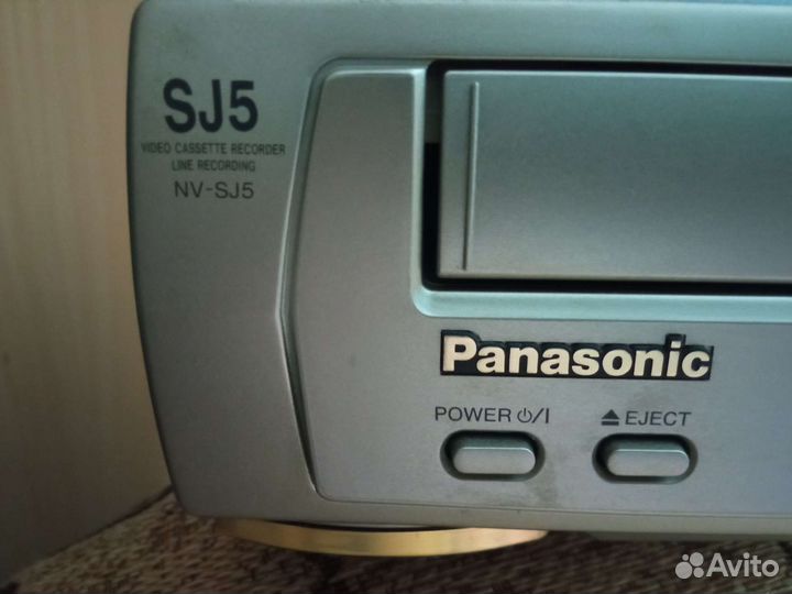 Видеомагнитофон panasonic