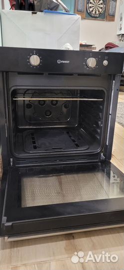 Духовой шкаф