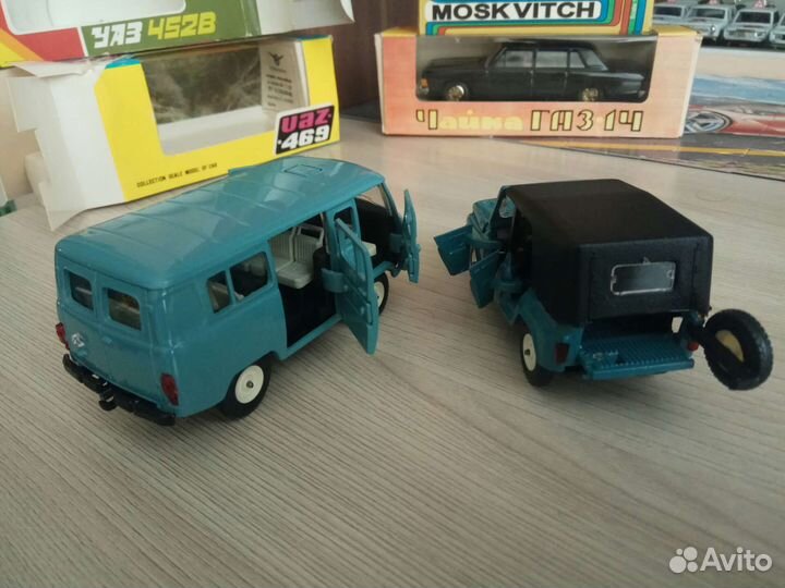 Модель УАЗ 452 и 469