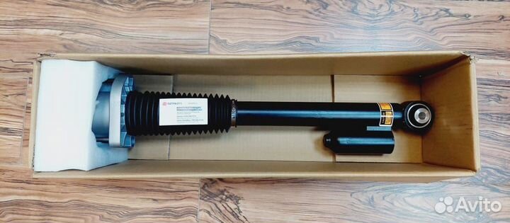 Амортизатор LR Range Rover Sport L494 CVD задний