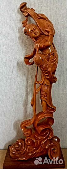 Статуэтка китайская деревянная