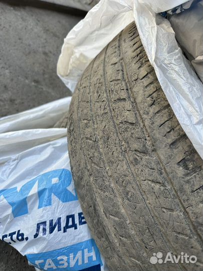 Bridgestone Ecopia H/L 422 Plus 225/60 R17 99