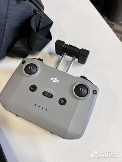 Пульт и запчасти от квадрокоптера dji mavic air 2