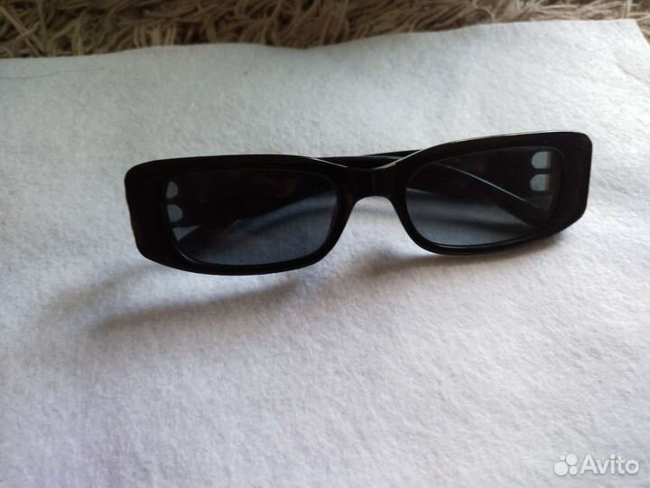 Солнцезащитные очки