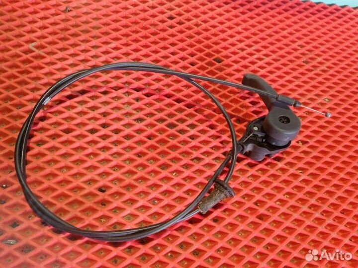 Трос открывания капота Kia Sportage