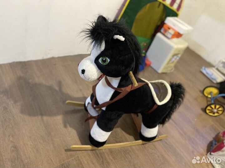 Качалка лошадь