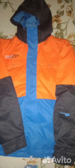 Сноубордическая куртка burton