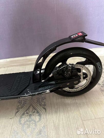 Самокат roces 200 disc черный