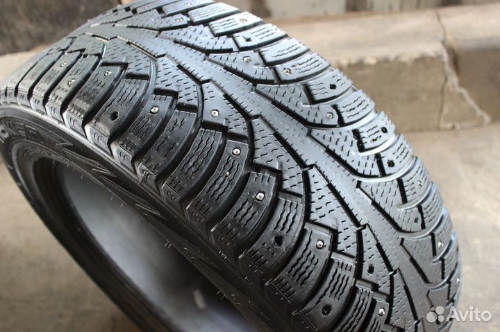 Nokian Tyres Hakkapeliitta 5 235/55 R17