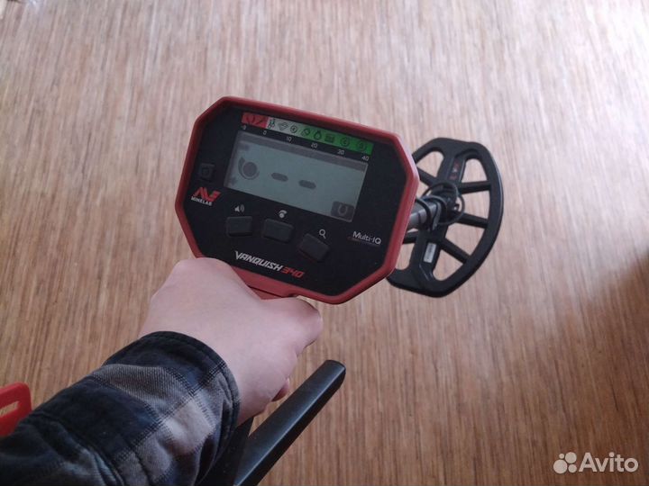 Металлоискатель minelab vanquish 340