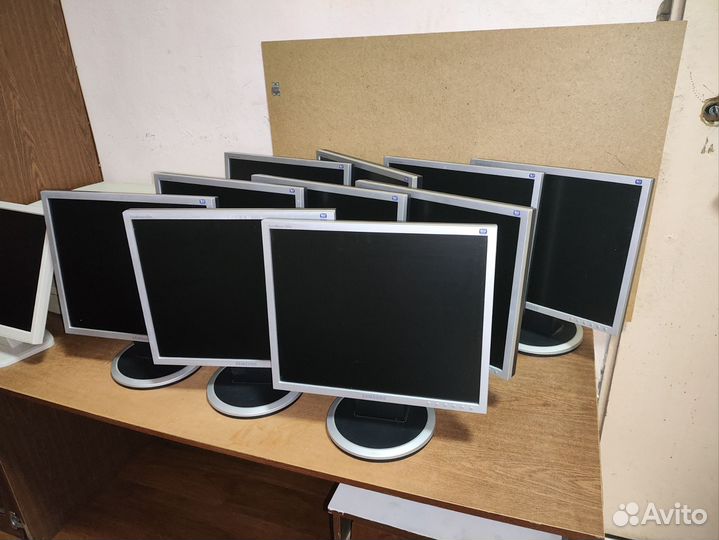 Монитор Samsung