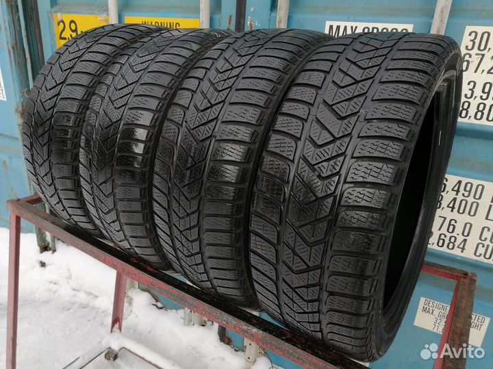 Pirelli Winter Sottozero 3 225/45 R18 95V