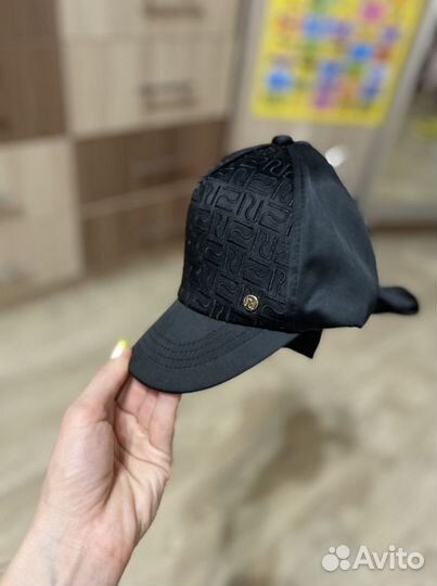 Кепка River Island