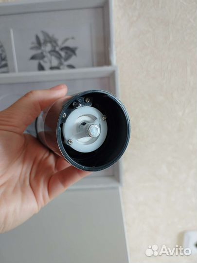 Мельница для специй электрическая Redmond Новая