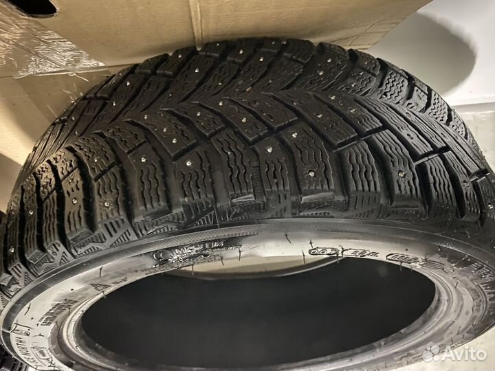 Michelin X-Ice North 4 235/45 R18