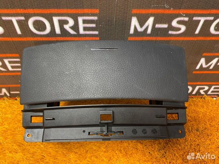 Бардачок Mercedes-Benz S-Class W221 272.965 2009