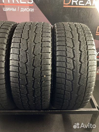 Toyo Observe GSi-6 HP 215/55 R17
