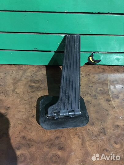 Педаль газа Mazda Millenia 1