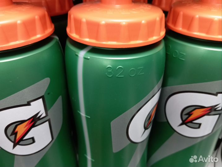 Спортивная бутылка для воды